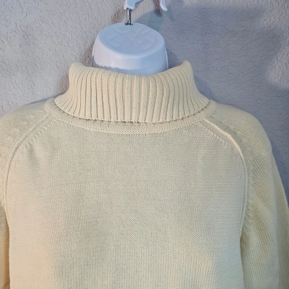 Karen Scott lrge cotton butter yellow turtle neck sweater preppy casual academia